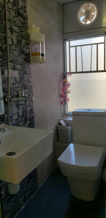 Sunrise International - Boutique Hostel Kowloon  Exterior photo